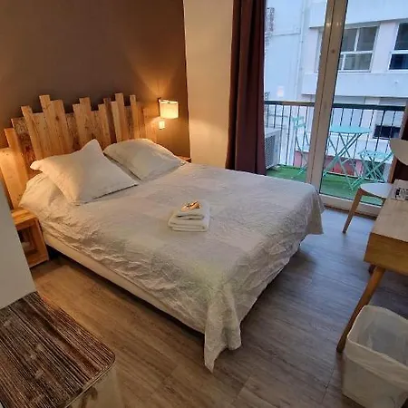 Au Valery Hotel Sète