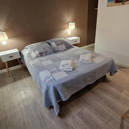 Au Valery Hotel Sète