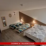 Au Valery سُت