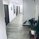 מלון Au Valery 2*