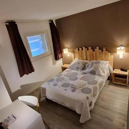 Au Valéry 2*