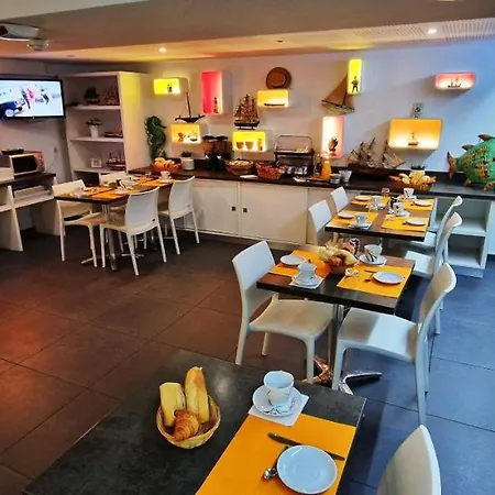 Au Valery מלון Sète