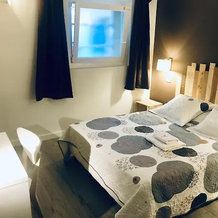 מלון Au Valery 2*