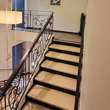 Hotel Au Valery 2*
