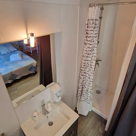 Au Valery Hotel Sète