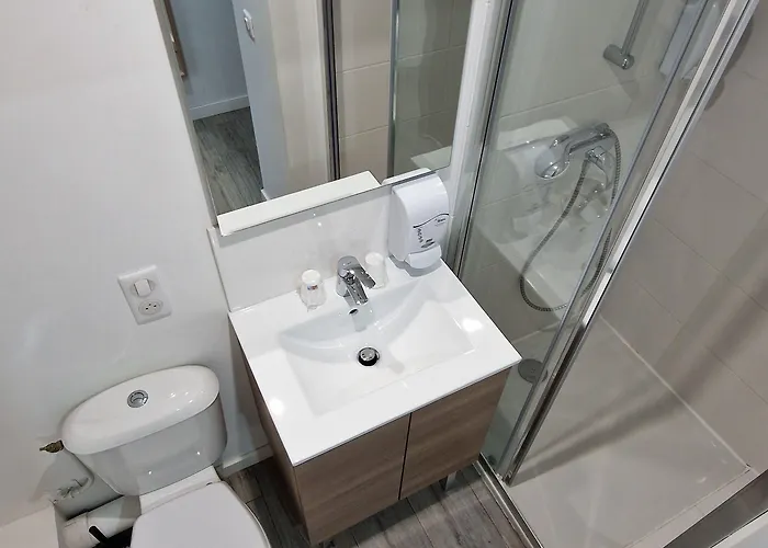 Ξενοδοχείο Au Valery 2*